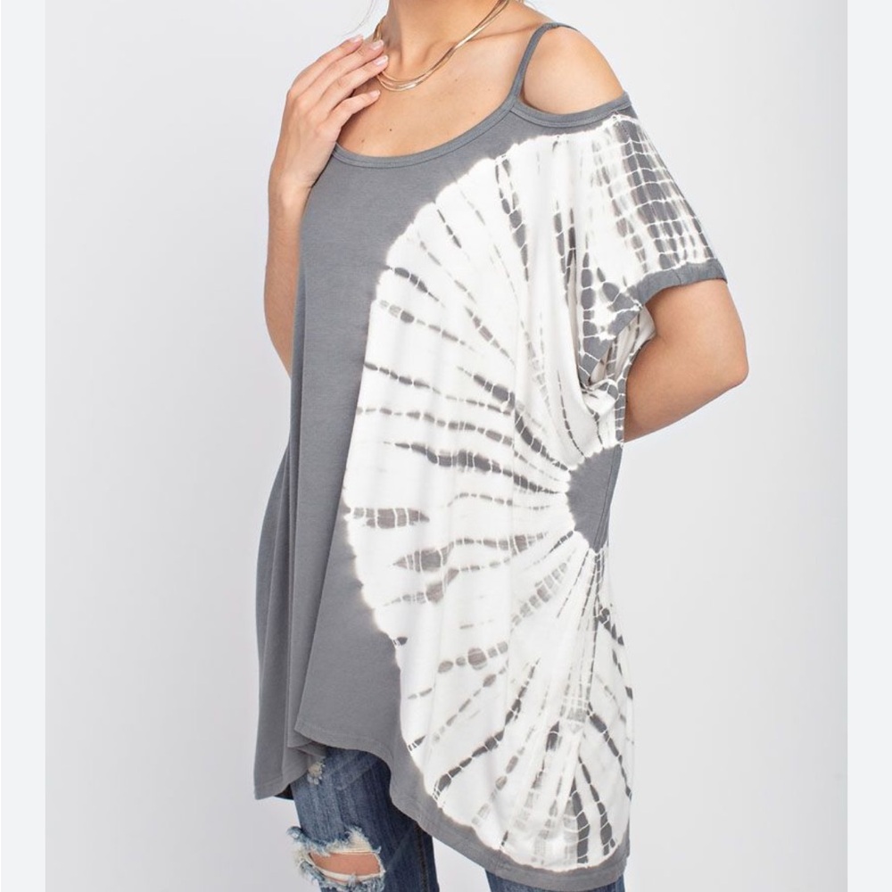 Women's Gray and White Off-Shoulder Top very boho cute